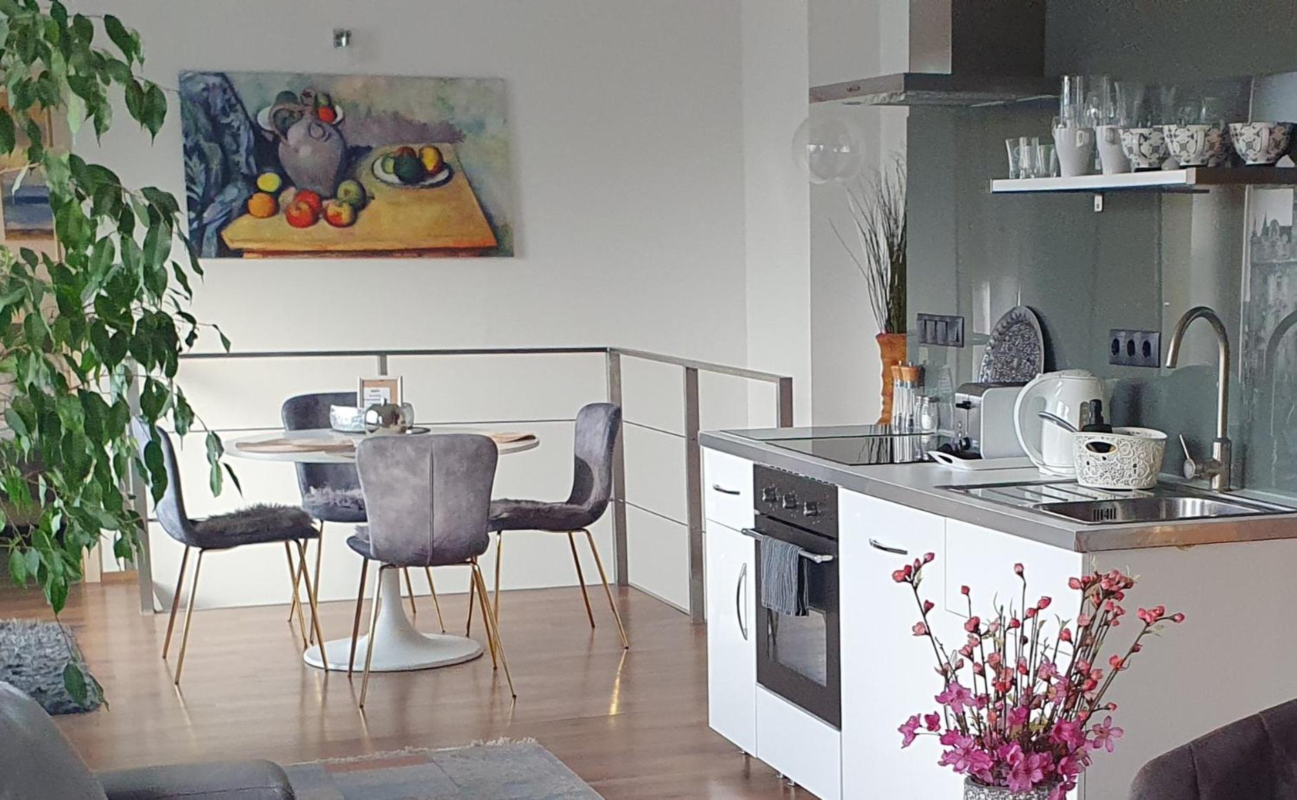 Bp Central Home Budapest Ngoại thất bức ảnh